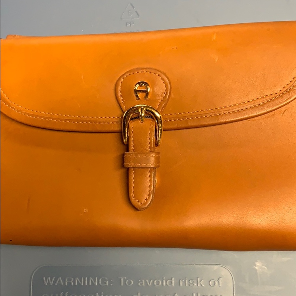NWT Étienne aigner leather planner approx 5”x8”